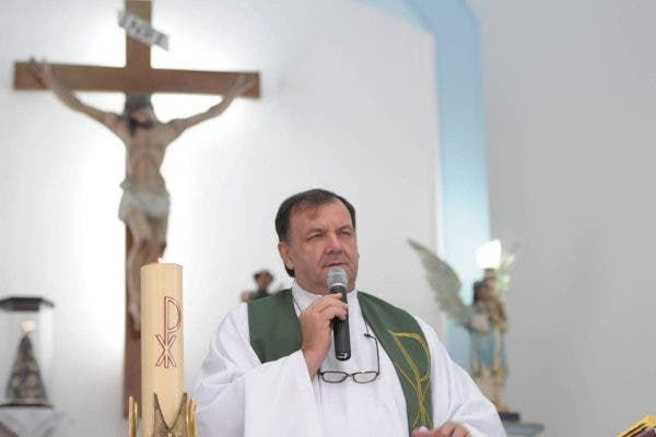 Padre Tico mais uma perda difcil nestes tempos sombrios Por Aloizio Mercadante